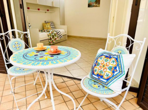 Cozy seafront studio apartment Giardini Naxos